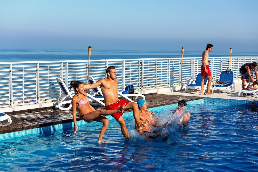 

Milano - Alba Adriatica - Medi Garden Hotel&Residence