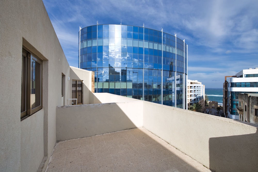 

Catania - Birkirkara - The St. George’s Park Hotel