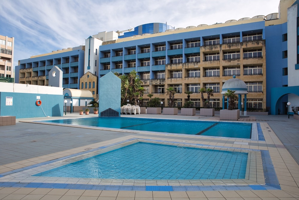

Bologna - Birgu - The St. George’s Park Hotel