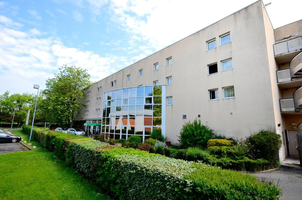 

Bologna - Villepinte - Greenhotels Roissy Parc des Expositions
