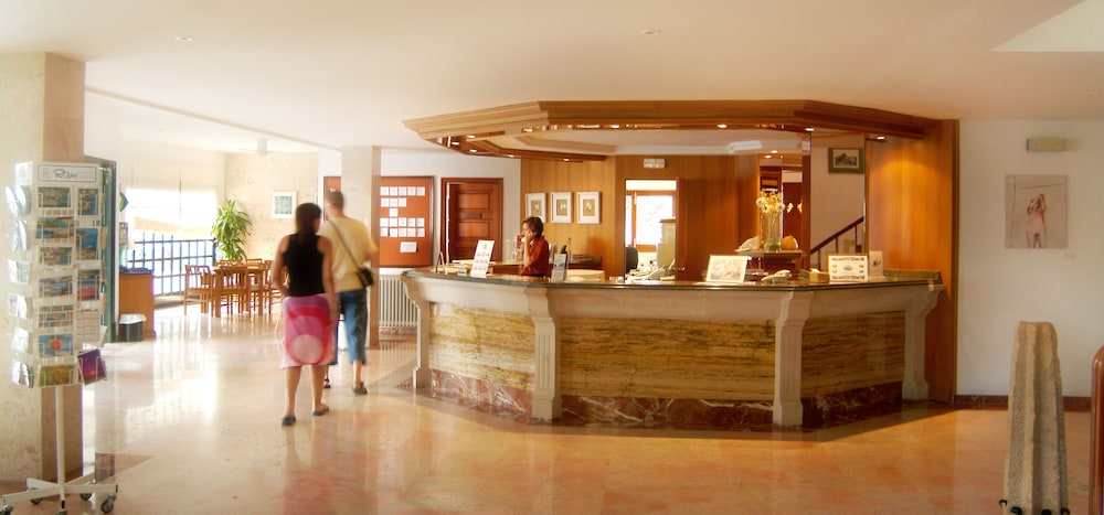 

Bari - Cala D'Or - Hotel Pinos Playa