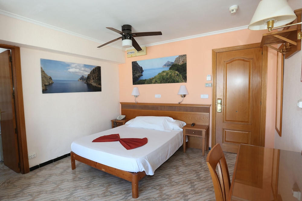 

Cagliari - El Arenal - Hotel Manaus