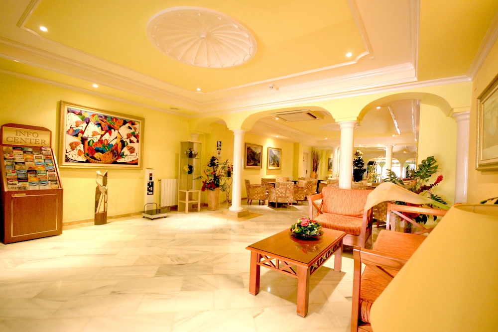 

Bari - El Arenal - Hotel Manaus