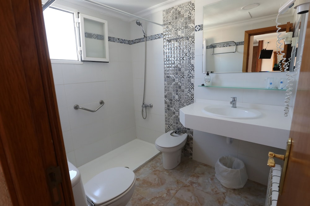 

Milano - El Arenal - Hotel Manaus