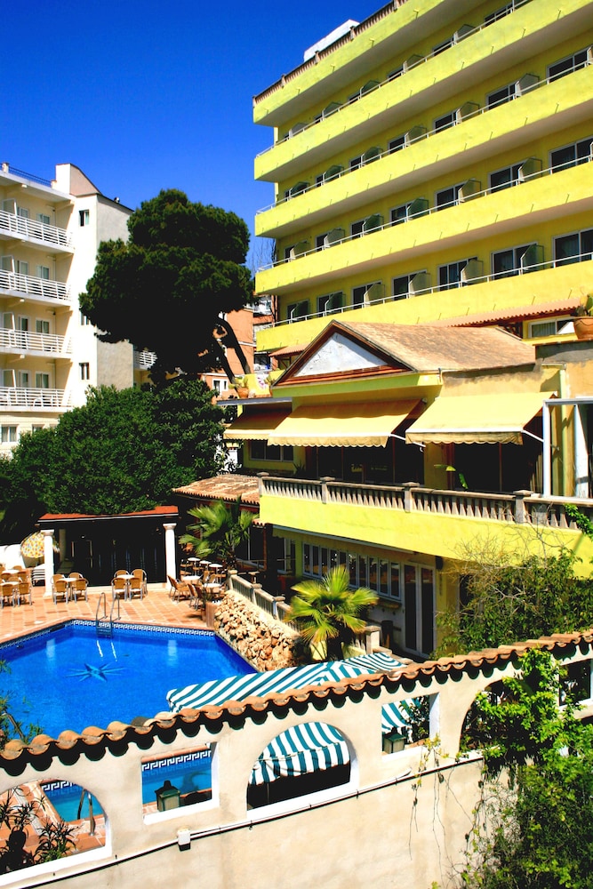 

Bologna - El Arenal - Hotel Manaus