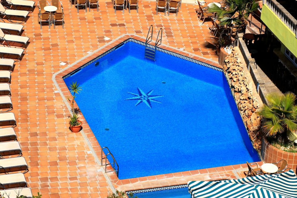 

Bari - El Arenal - Hotel Manaus