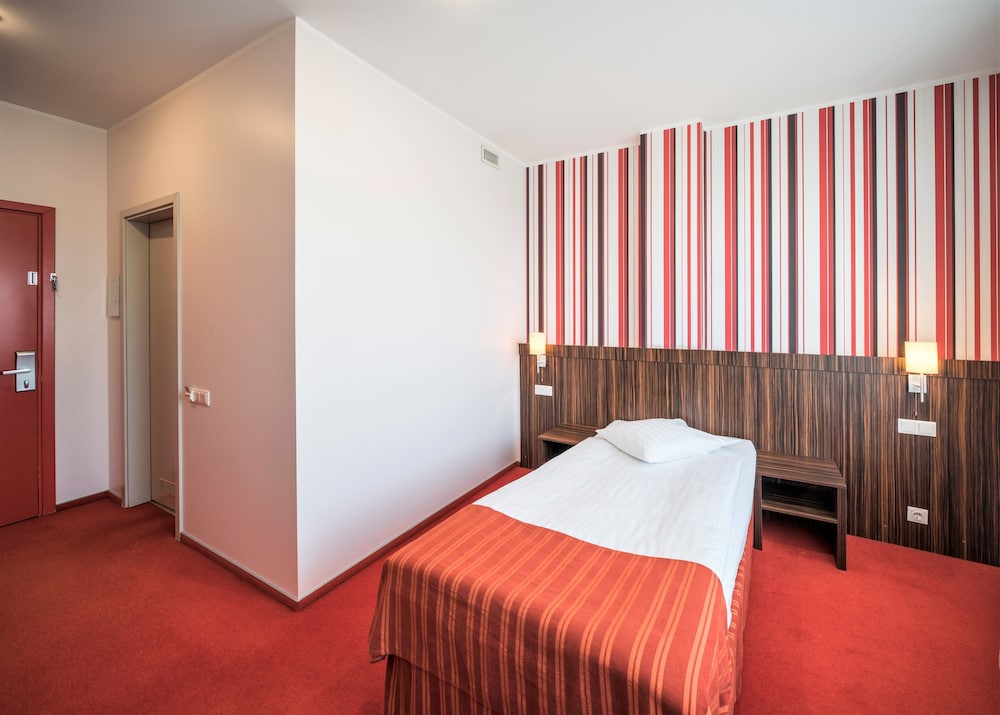

Roma - Riga - Rija VEF Hotel
