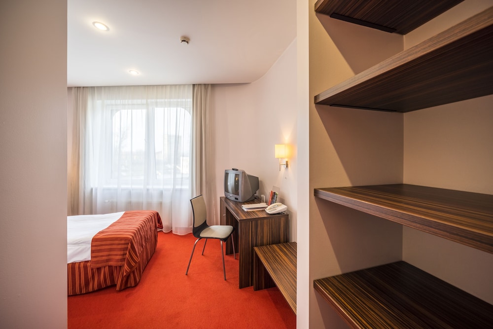 

Bari - Riga - Rija VEF Hotel