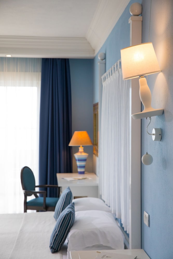 

Venezia - Carloforte - Lu' Hotel Riviera