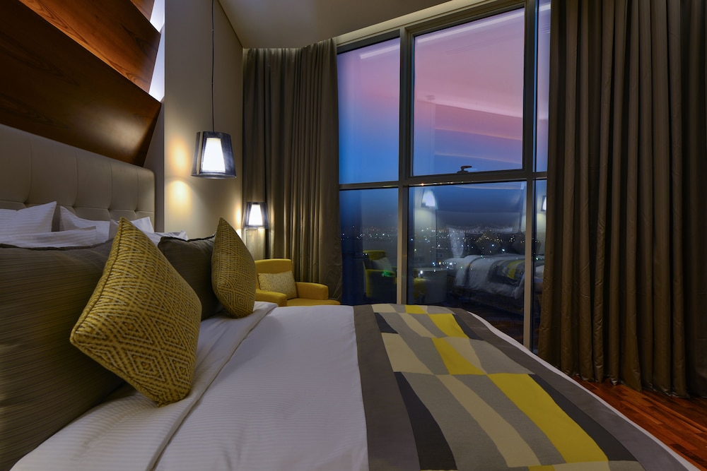 

Milano - Katar - The Avenue Hotel