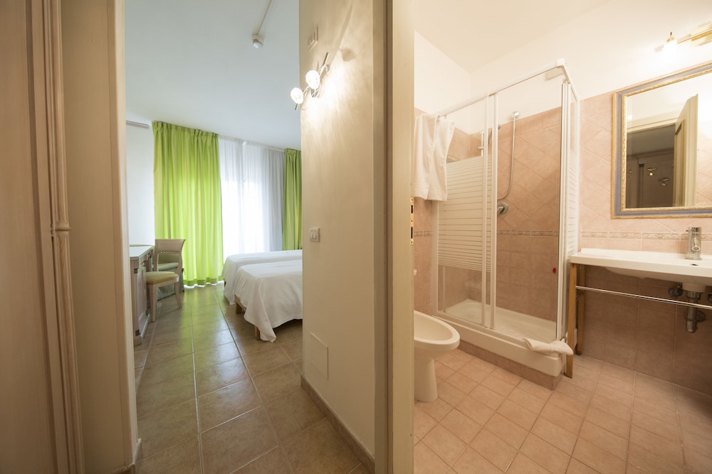 

Milano - Castel di Decima - Mancini Park Hotel
