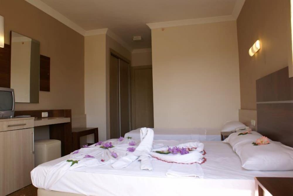 

Bologna - Konyaalti - Magic Sun Hotel