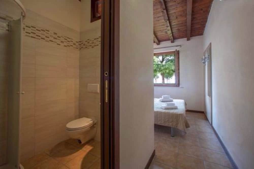 

Roma - Peschiera del Garda - The Garda Village