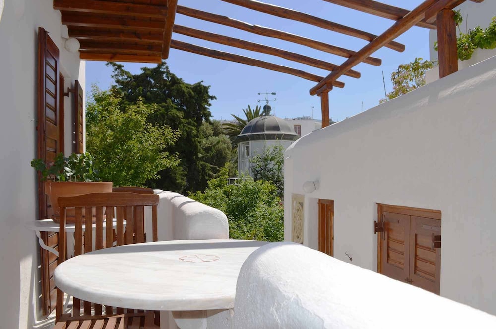 

Roma - Platis Yalos - Villa Pinelopi