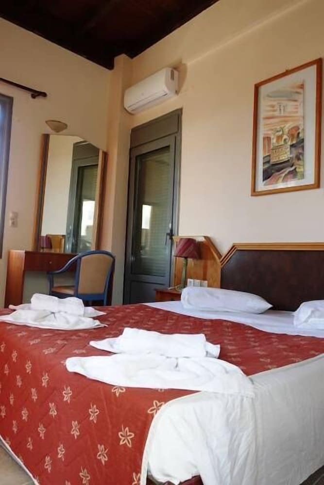 

Roma - Agios Fokas - Hercules Hills Sea View Villas