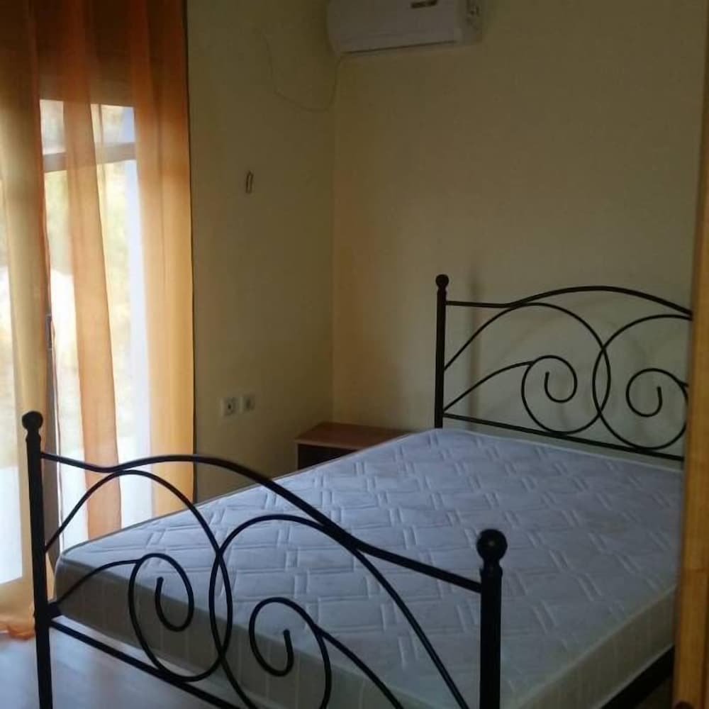 

Catania - Agios Fokas - Hercules Hills Sea View Villas