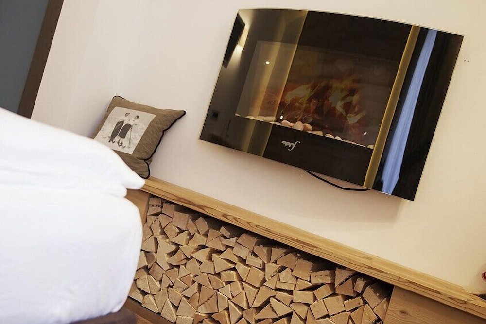 

Napoli - Moena - Hotel Garni Lastei