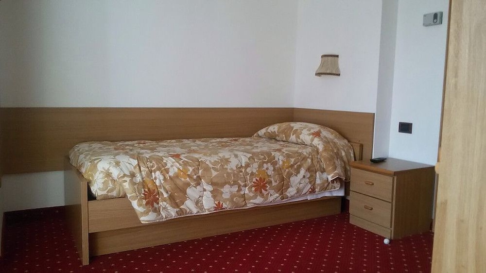 

Bari - Campestrin - Hotel Garni Lastei