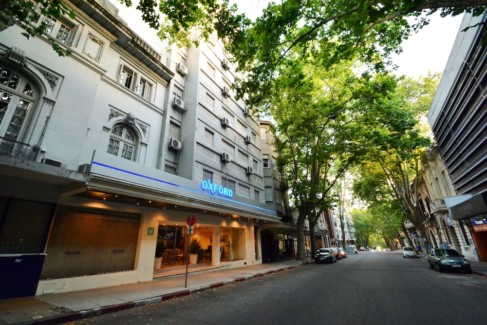 

Roma - Montevideo - Oxford Hotel