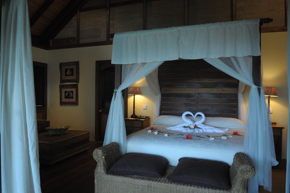 

Napoli - St Anne Island - Cerf Island Resort