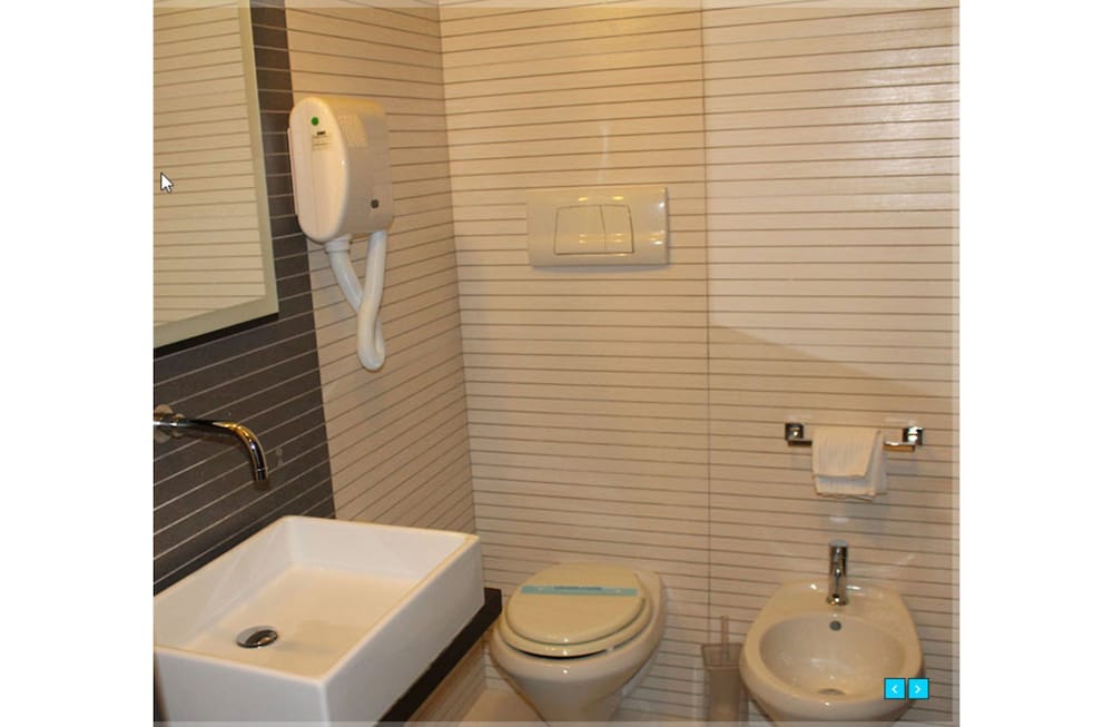 

Bari - Marinella di Selinunte - Hotel Admeto