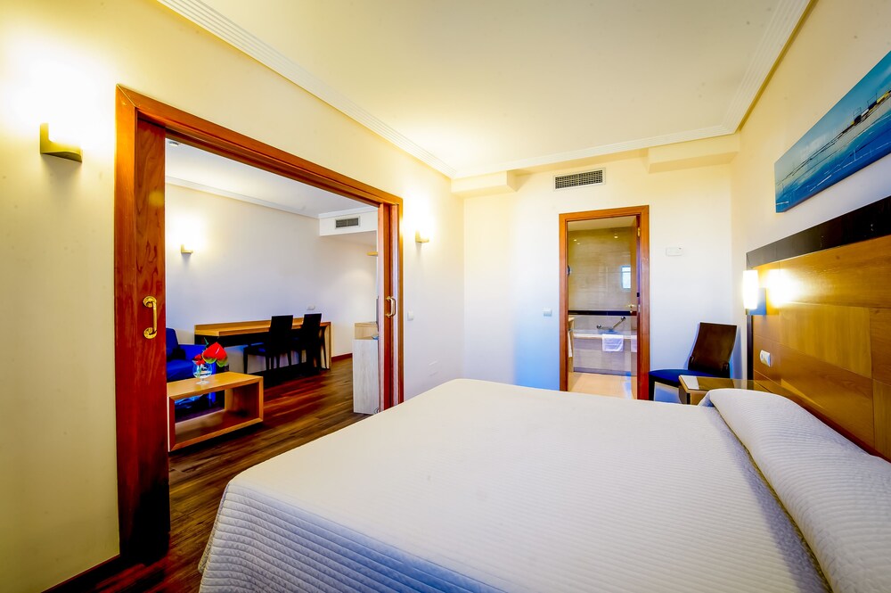

Napoli - El Campello - Hotel Bonalba Alicante