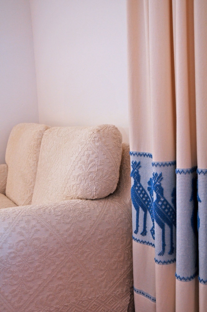 

Napoli - Sant'Antonio di Gallura - Hotel Relais Valkarana