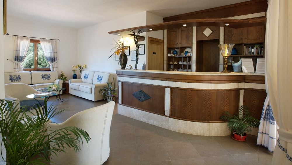 

Lamezia Terme - Sant'Antonio di Gallura - Hotel Relais Valkarana