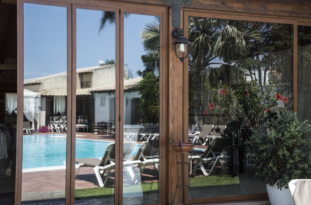 

Genova - Villafranca Tirrena - Hotel Redebora