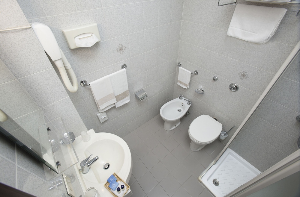 

Palermo - Villafranca Tirrena - Hotel Redebora