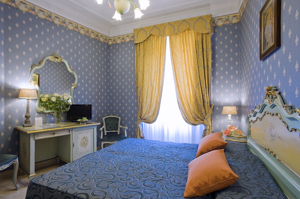 

Bari - Roma - Hotel Villa San Lorenzo Maria