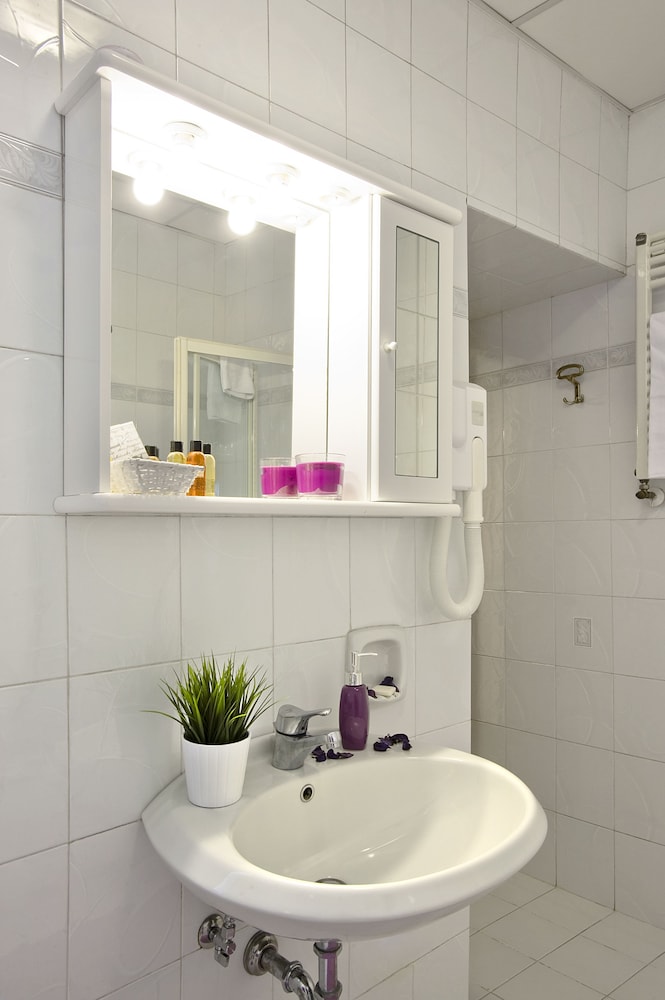 

Firenze - Roma - Hotel Villa San Lorenzo Maria