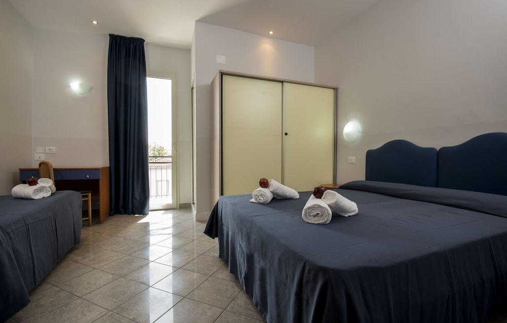 

Venezia - Rimini - Hotel Scarlet