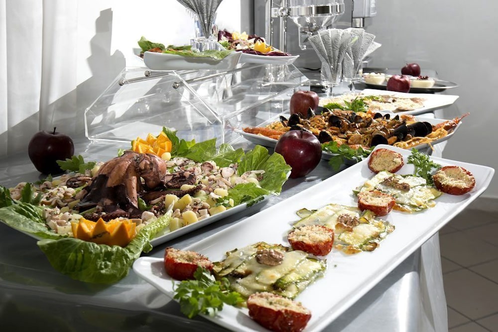 

Bologna - Riviera Romagnola, Mare Italia - Hotel Scarlet