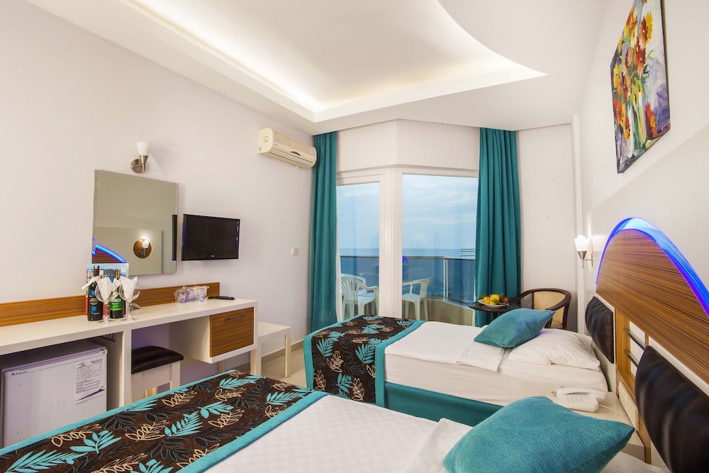 

Roma - Konaklı - Kleopatra Ada Beach Hotel