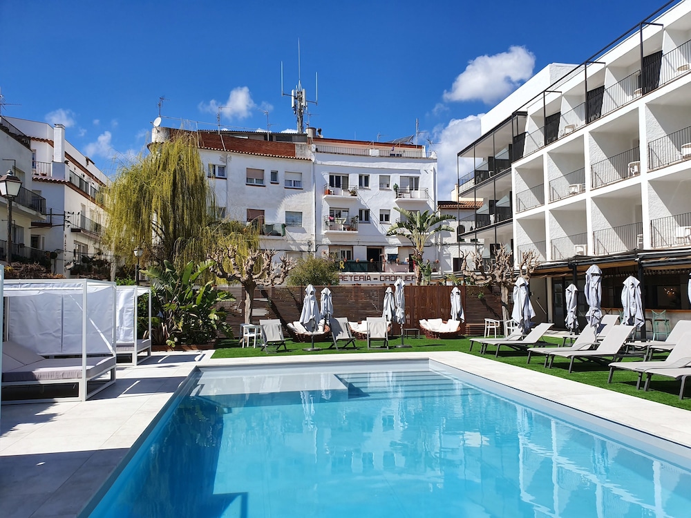

Bari - Tossa de Mar - Hotel Windsor Tossa - Adults Only 16