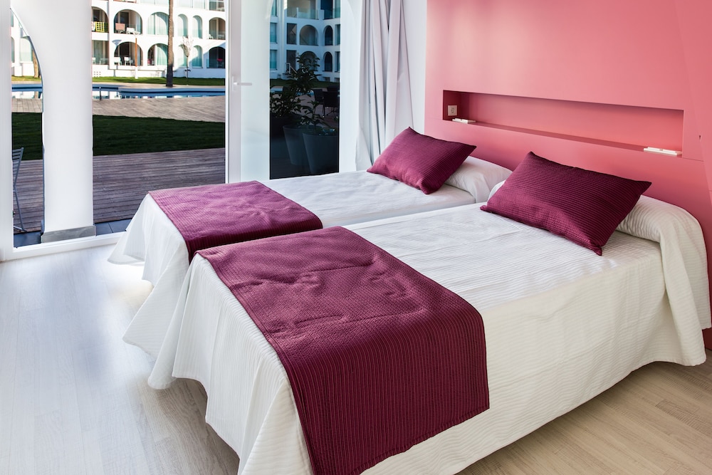 

Milano - Talamanca - Ebano Hotel Apartments & Spa