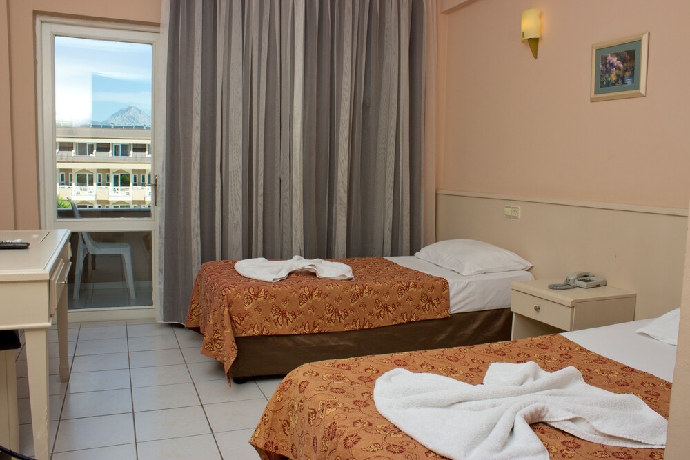 

Palermo - Kemer - Ares Dream Hotel- All Inclusive