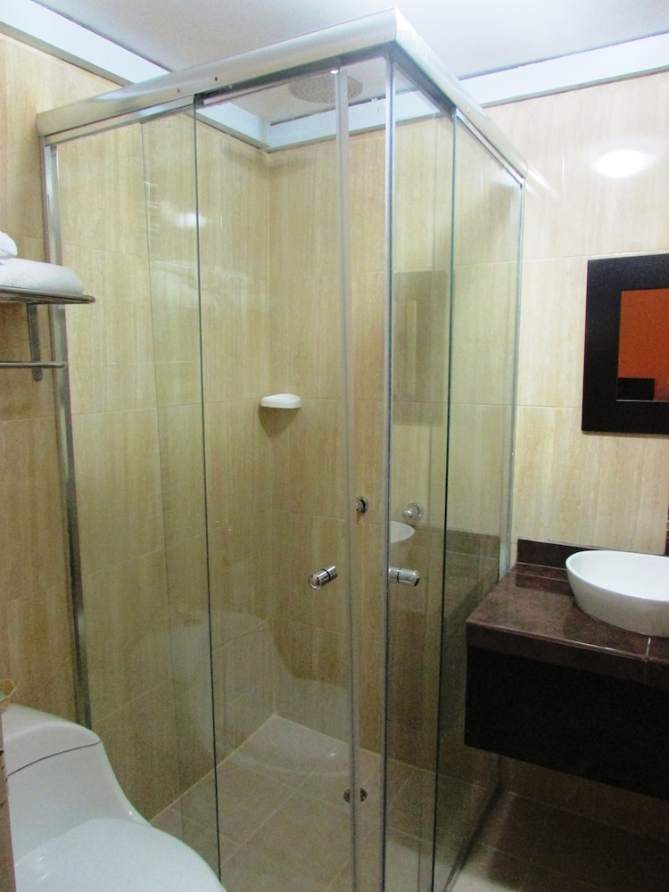 

Milano - Guayaquil - Hotel Varadero Internacional