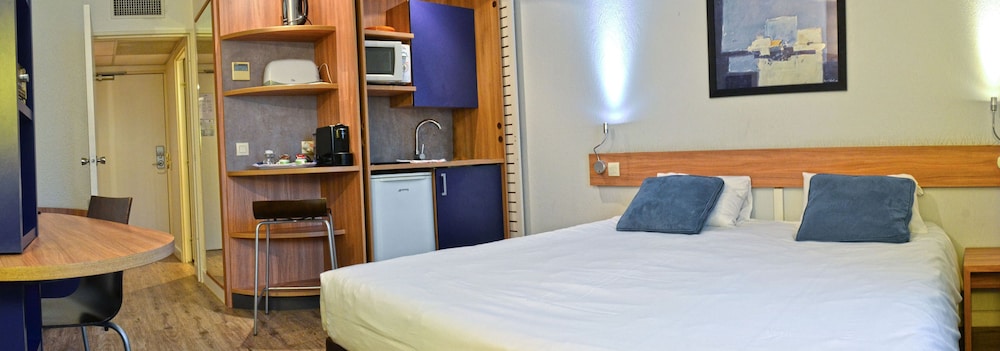 

Palermo - Saint-Denis (Ile-de-France) - Art Hotel Paris Est