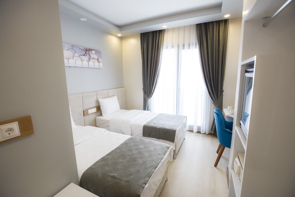 

Bari - Istanbul - Royal İnci Hotel