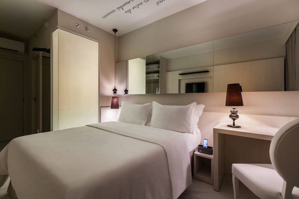 

Bologna - Rio De Janeiro - Nobile Hotel Copacabana Design