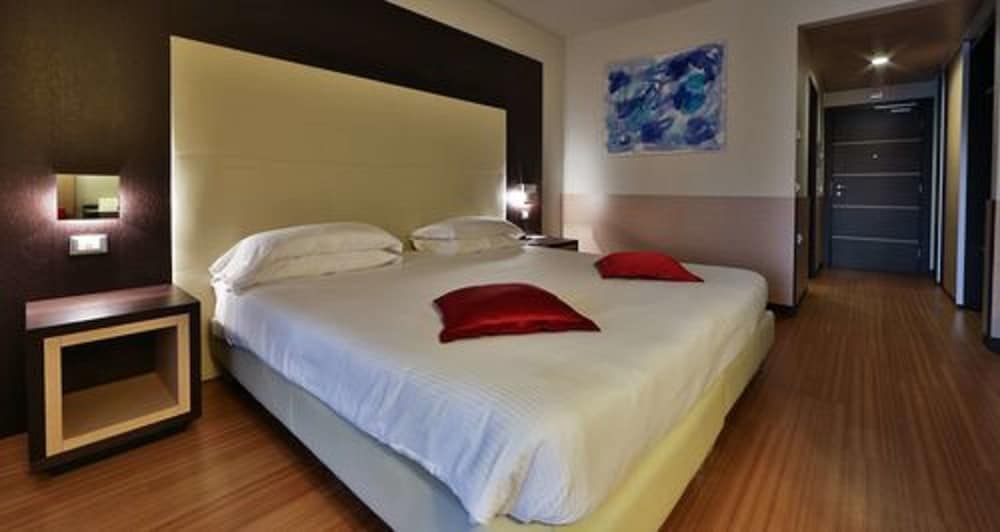 

Napoli - Padova - Best Western Plus Hotel Galileo Padova
