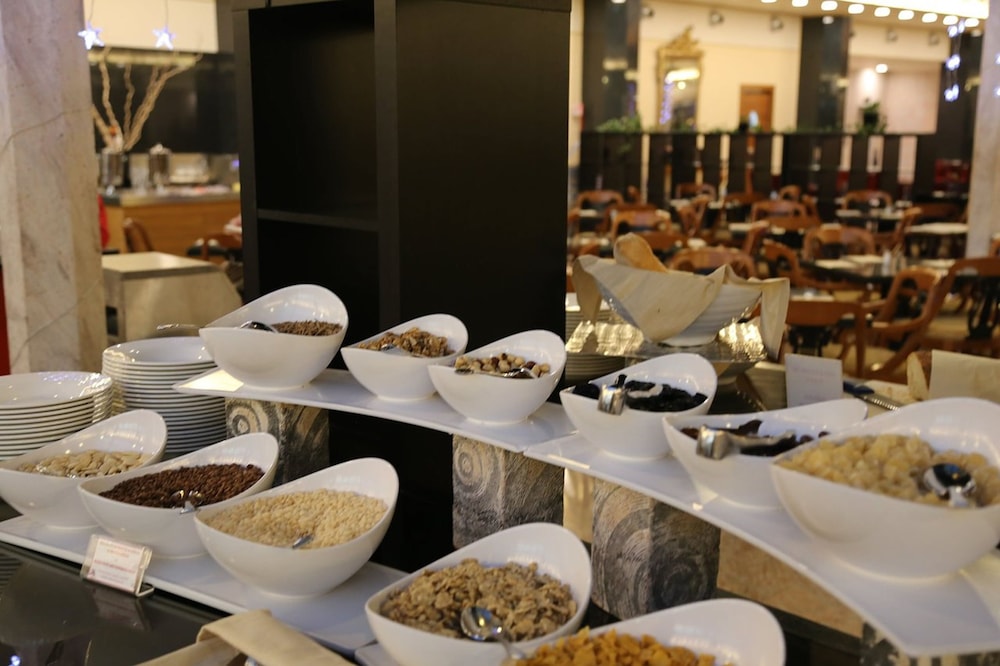 

Bari - Acilia - Rome Marriott Park Hotel