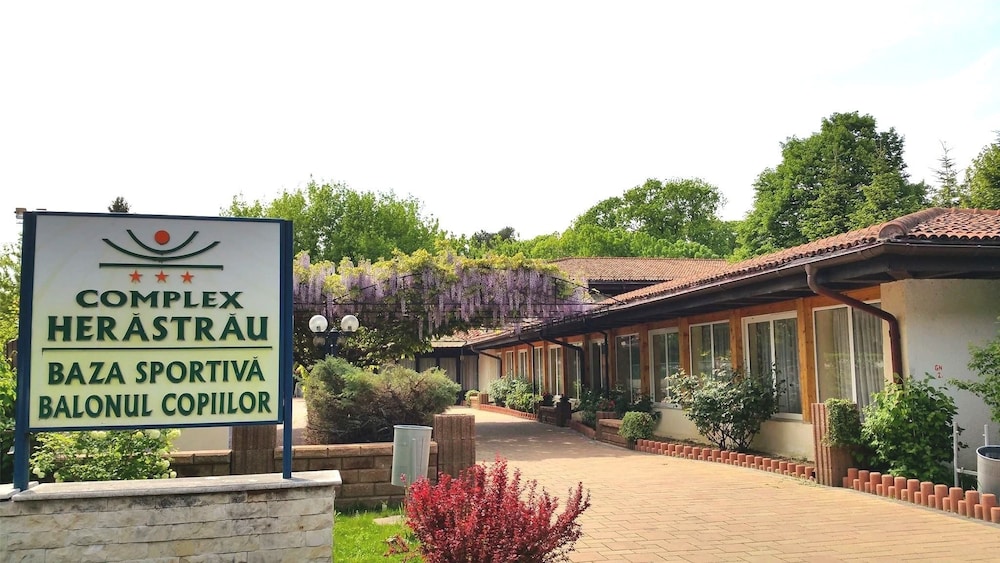 

Brindisi - Otopeni - Hotel Herastrau