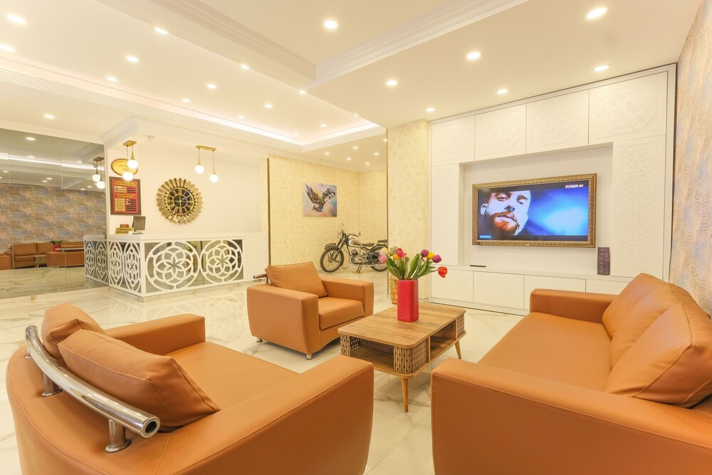 

Bari - Alanya - Wien Star Hotel