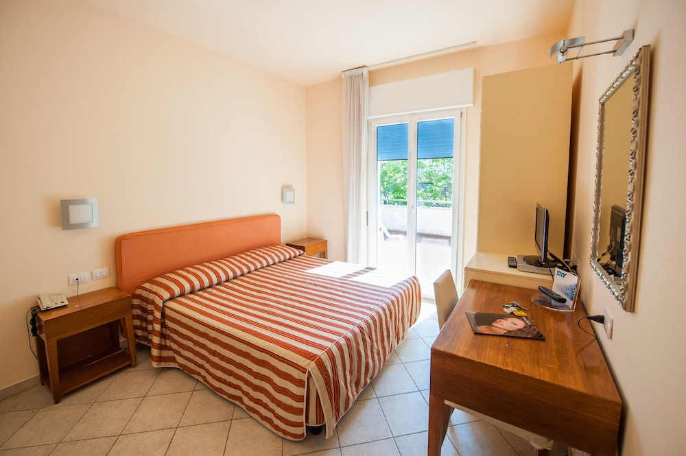 

Milano - Marina di Ravenna - Alba Hotel