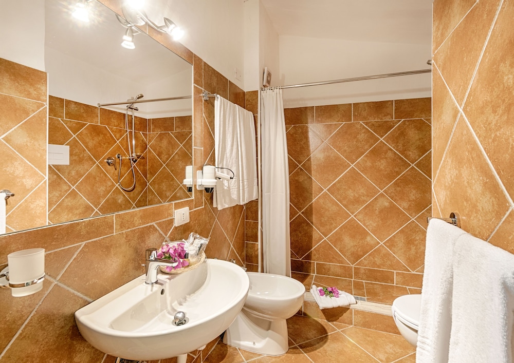 

Roma - Olbia - Colonna Hotel Du Golf