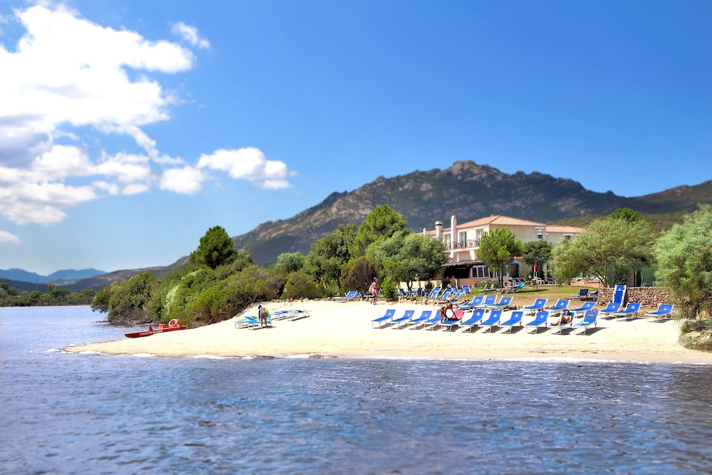 

Bologna - Sardegna, Mare Italia - Colonna Hotel Du Golf