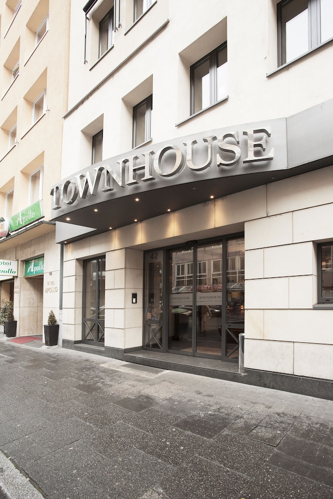 

Roma - Francoforte sul Meno - TOWNHOUSE Hotel